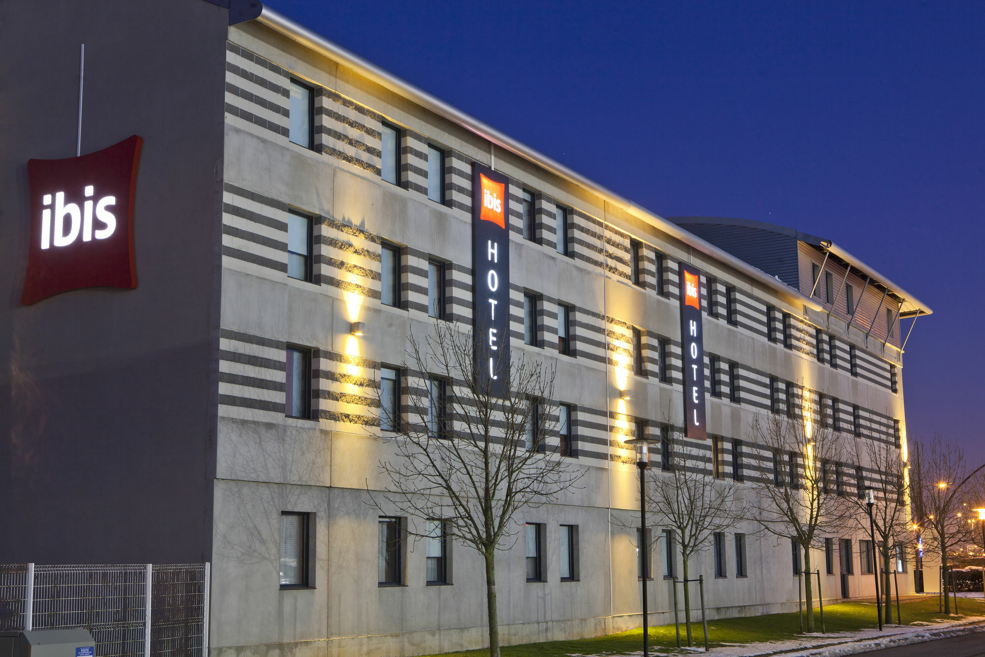 Hotel Calais Terminal Cite Europe 3 Etoiles 3*